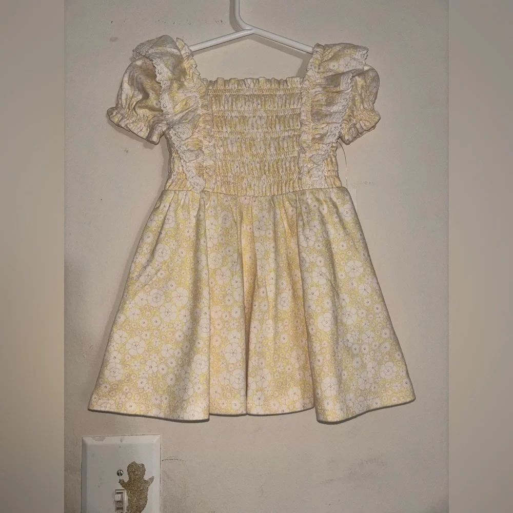 Amazon Essentials yellow floral dress for girls Size 12 Months